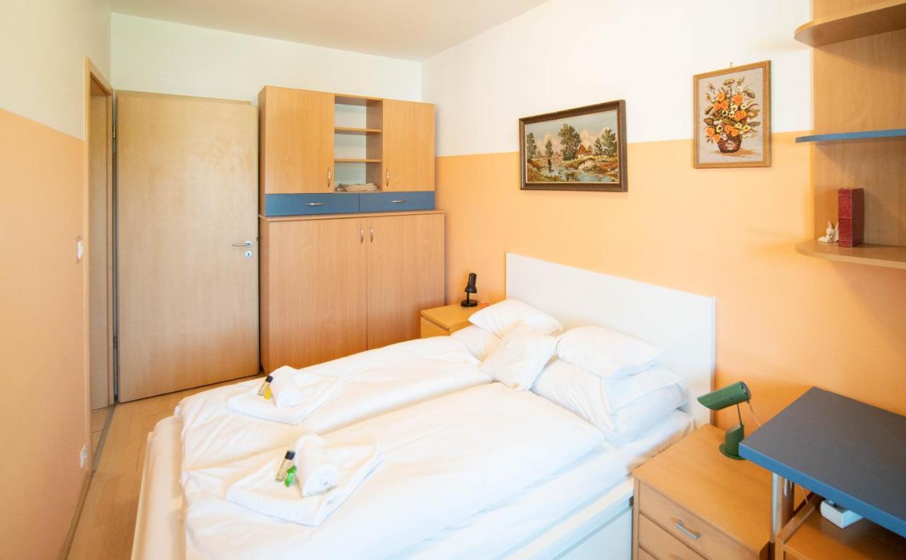 Free Parking Amphitheater Apartment - Wifi, Ac, Tv Budapeszt Zewnętrze zdjęcie