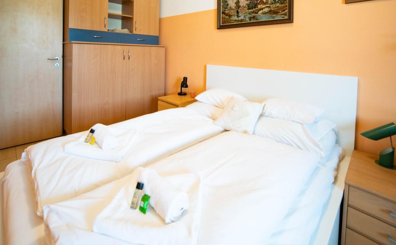Free Parking Amphitheater Apartment - Wifi, Ac, Tv Budapeszt Zewnętrze zdjęcie